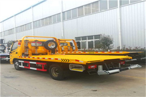 越城附近拖车救援搭电